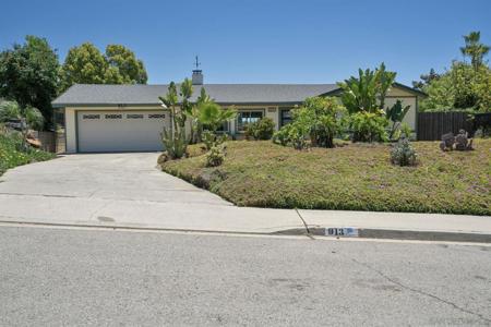 913 Buena Rosa Court