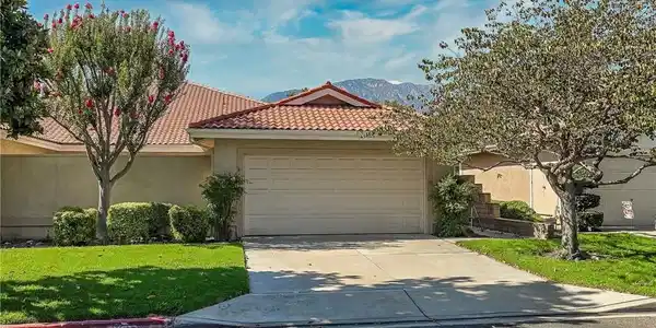 1209 Upland Hills S