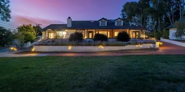 2794 Alta Vista Drive