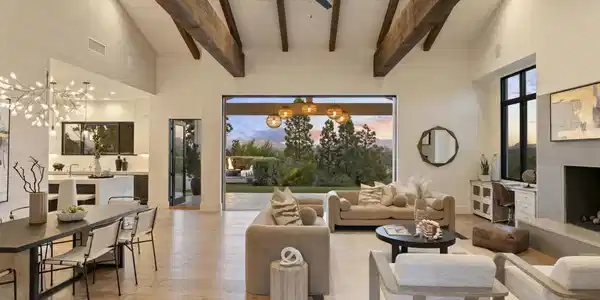 5508 Avenida Maravillas