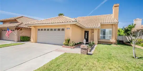 1185 Fairway Oaks