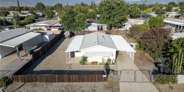 768 N Buena Vista