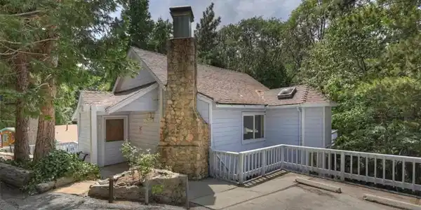 932 Cedar Drive