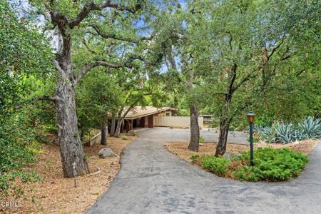 1580 Old House Road