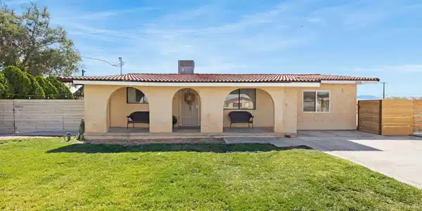 3018 E Avenue H4