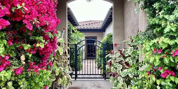 13495 Del Poniente Road
