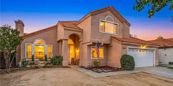 676 Fuchsia Lane