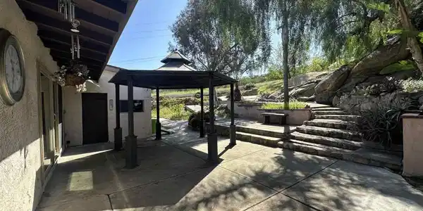 9515 Petite Ln