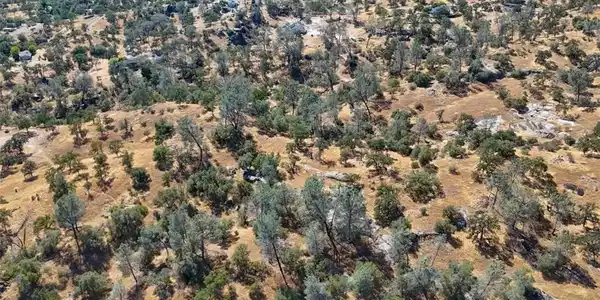 0 5.8 AC Sequoia Court