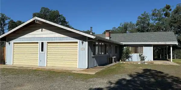 4952 Hidden Springs