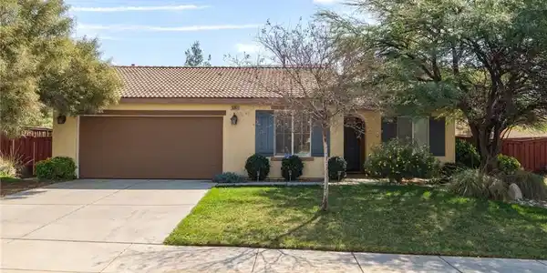 36903 Straightaway Drive