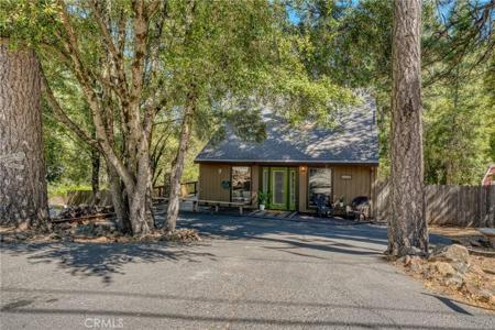 9260 Hoberg Drive E