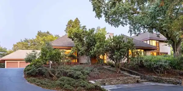 140 Farm Road