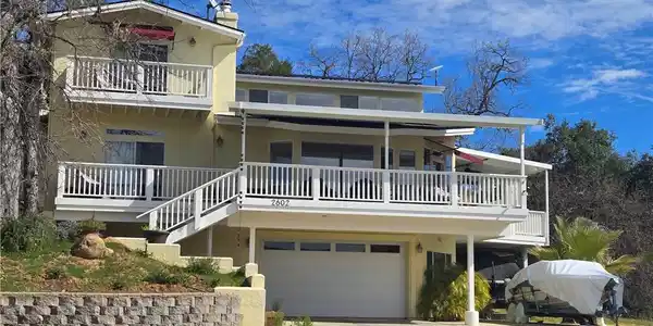2602 Shoreline Road