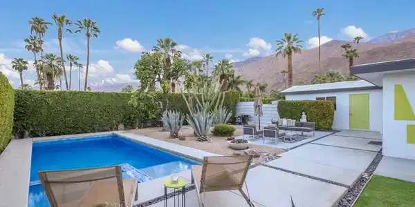 1529 S Calle Palo Fierro