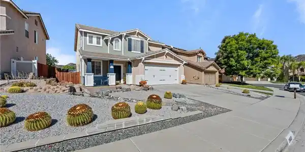 39823 Hillsboro Circle