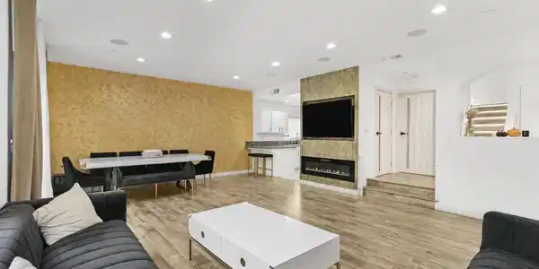14060 Carlton Lane