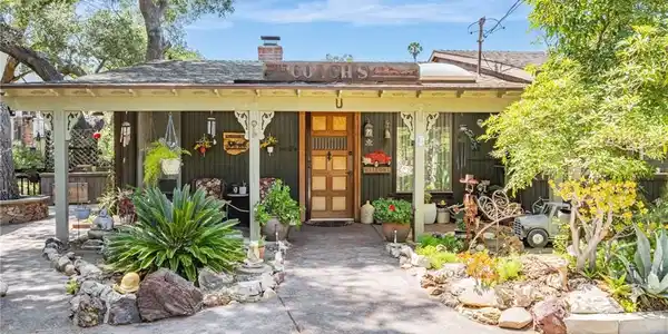 1126 Katherine Road