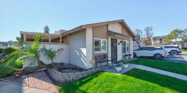 10321 Santana Ranch Dr.