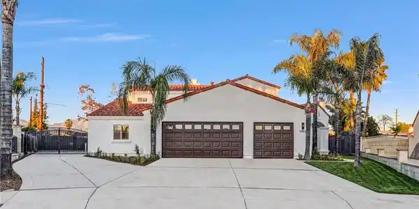 1315 S Jasmine