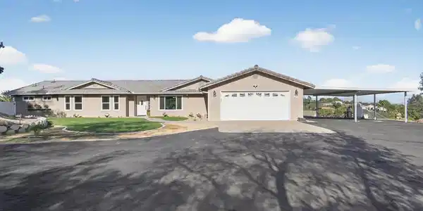 16493 mountain shadow ln