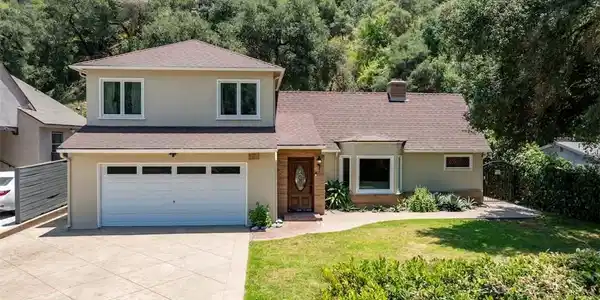 2248 E Chevy Chase Drive