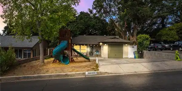 10023 Covert Avenue