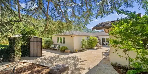 15651 Kennedy Road
