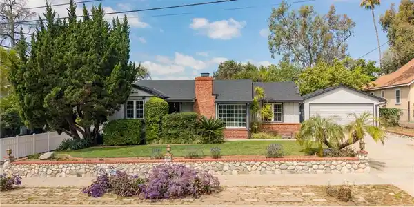 2429 Ganesha Avenue