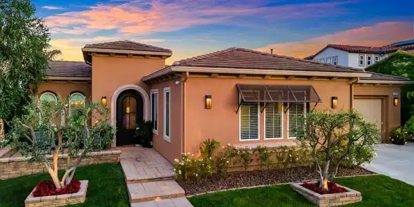 6888 Copper Creek