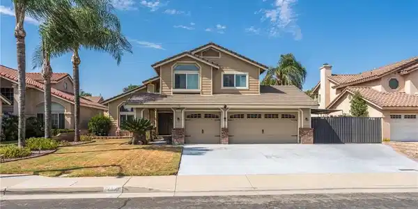 2949 Silver Saddle Street