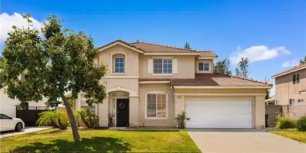 6766 Royal Crest Court