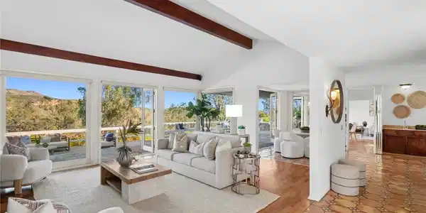 10392 Mira Vista