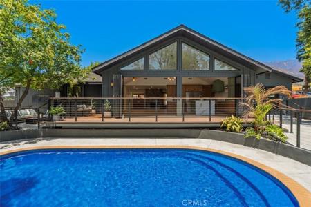 32 W Las Flores Drive