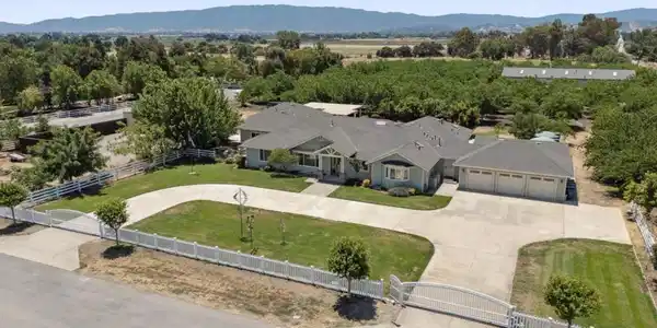 9885 Wilford Way