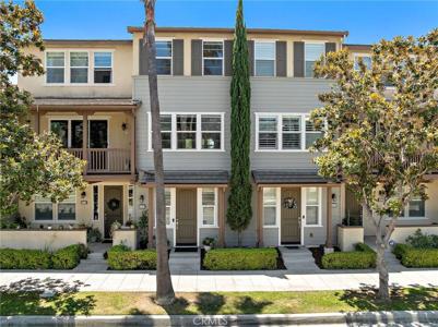 806 E Prommenade