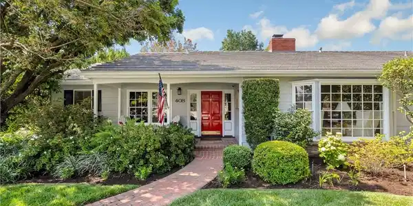 408 Oxford Drive