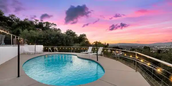 3201 Bonnie Hill Drive