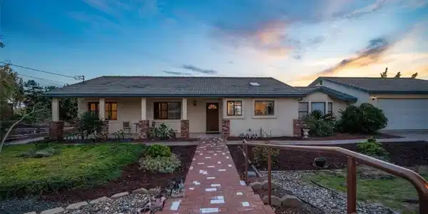 1561 Cielo Lane