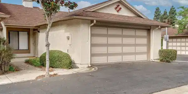 2353 Eskimo Lane