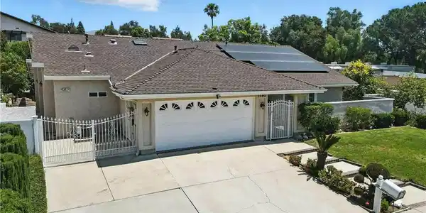 19401 Twin Hills Place