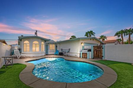 52790 Avenida Obregon