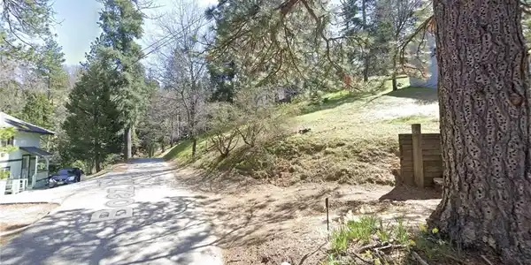 586 Boaz Dr