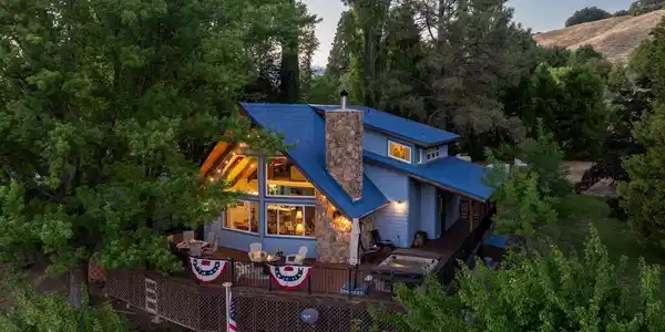 1209 Farmer Road