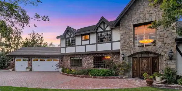 11395 Highridge Court