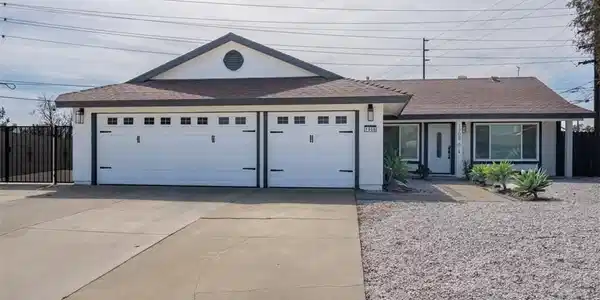 1908 E Alondra Court