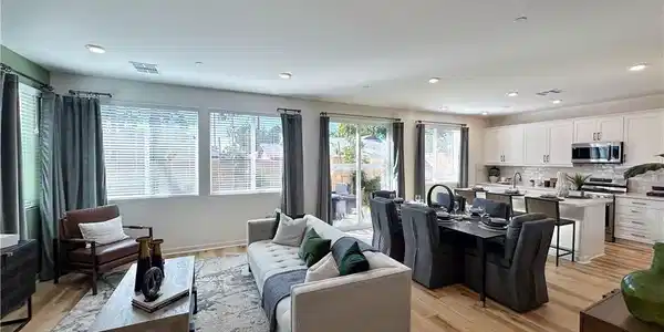 34311 Chelsie Ln