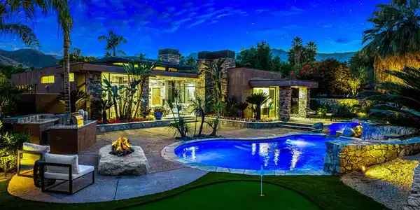 400 Vista Creek