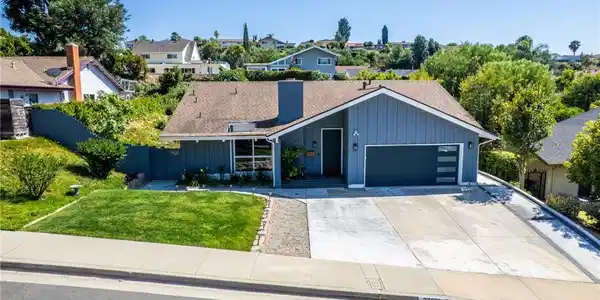 23930 Sapphire Canyon