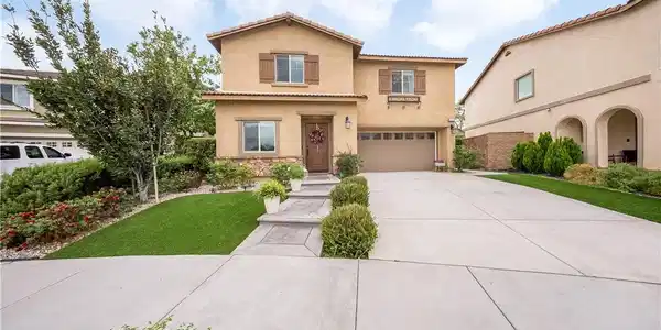 6952 Amber Sky Way